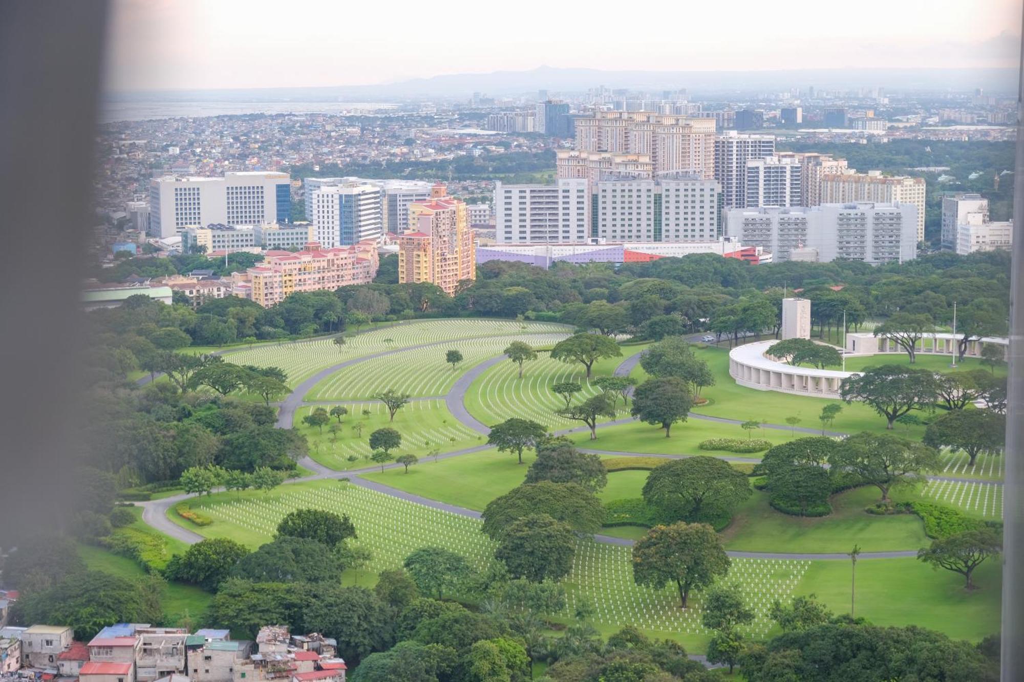 Bgc Private Apartments Manila Exterior photo